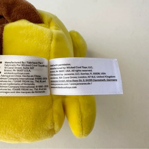 Pikachu Pokémon Plush by Wicked Cool Toys - Picture 5 of 6